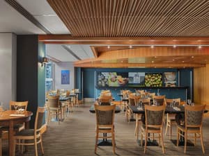 thumbnail: Restaurant