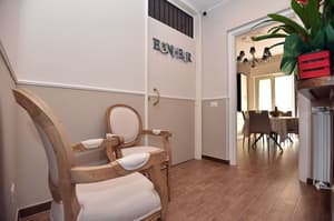 thumbnail: Interior entrance