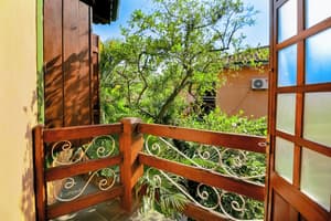 thumbnail: Balcony
