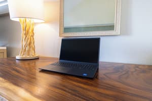 thumbnail: In-room business center