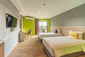 thumbnail: Room