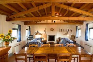 thumbnail: In-room dining
