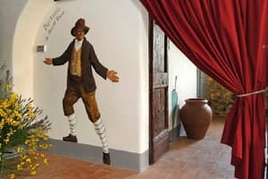 thumbnail: Interior detail