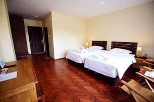 thumbnail: Room