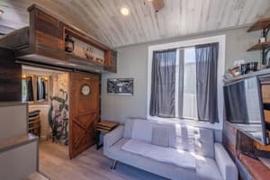 thumbnail: Living area