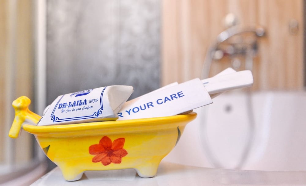 Bathroom amenities