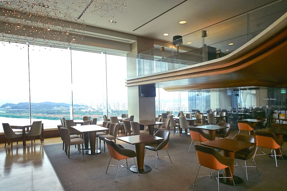 Executive lounge