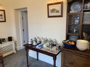 thumbnail: Breakfast area
