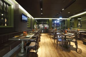 thumbnail: Restaurant
