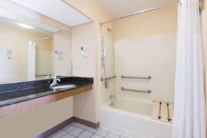 thumbnail: General view