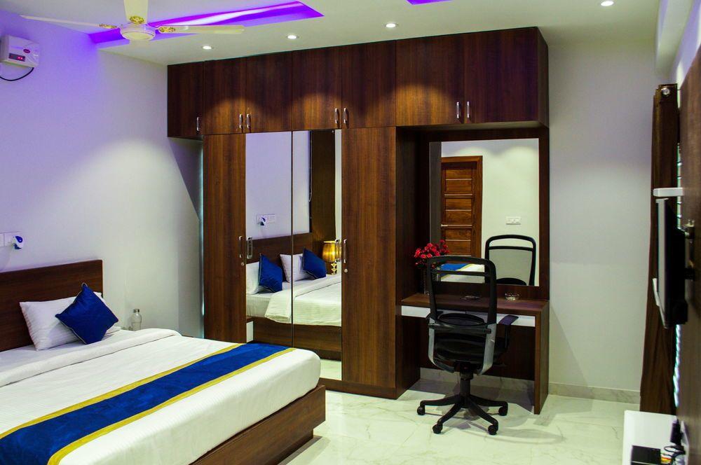 Oyo 5367 Near Outer Ring Road 5