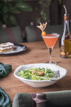thumbnail: Restaurant