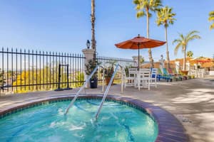 thumbnail: Pool