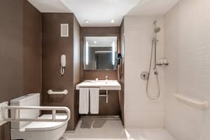 thumbnail: Bathroom