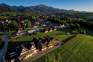 thumbnail: Mountain view