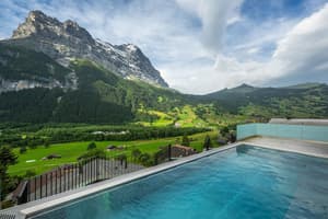 thumbnail: Balcony view