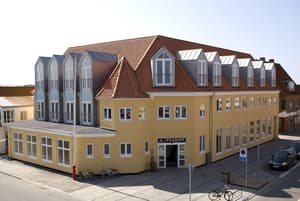 thumbnail: Exterior