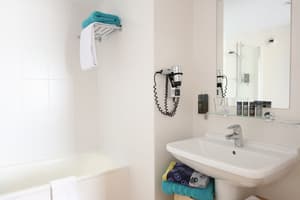 thumbnail: Bathroom