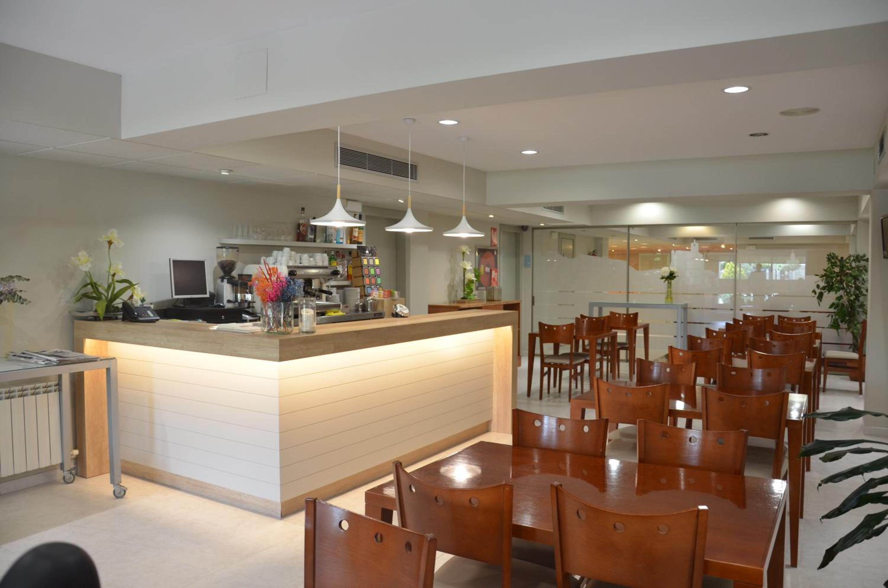 Restaurant-cafeteria