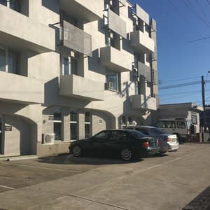 thumbnail: Exterior