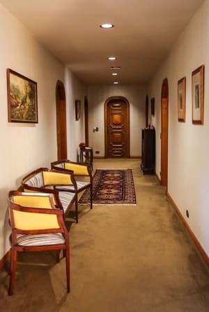 thumbnail: Hallway