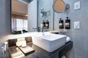thumbnail: Bathroom