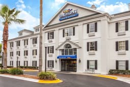 Baymont by Wyndham Jacksonville/Butler Blvd