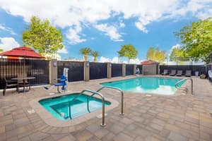 thumbnail: Outdoor pool