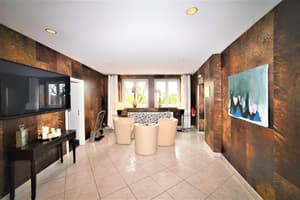 thumbnail: Reception