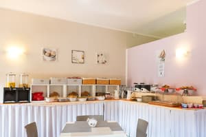 thumbnail: Breakfast buffet