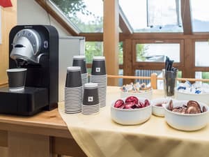 thumbnail: Coffee service