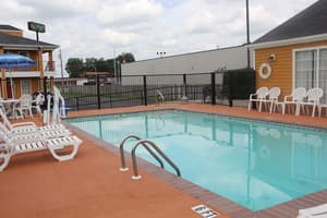 thumbnail: Pool