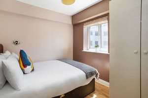 thumbnail: Room