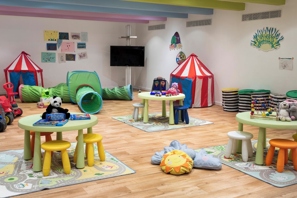 Children's play area - indoor