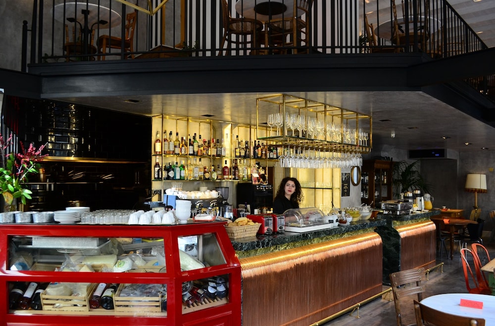 Restaurant-cafeteria