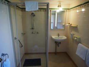 thumbnail: General view