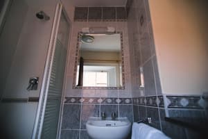 thumbnail: Bathroom