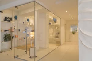 thumbnail: Designer store