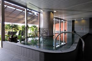 thumbnail: Spa