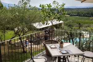 thumbnail: Terrace/patio