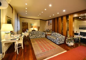 thumbnail: Interior detail