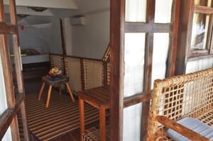 thumbnail: Balcony