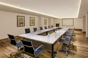 thumbnail: Business center
