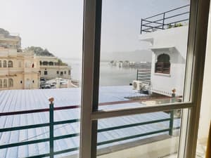 thumbnail: Balcony view