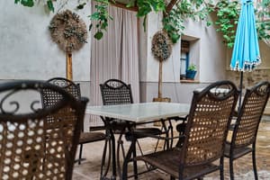thumbnail: Terrace/patio
