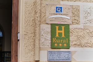 thumbnail: Front of property