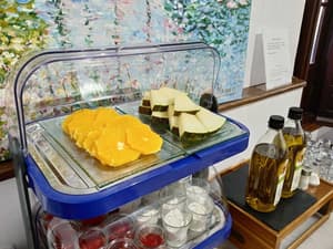 thumbnail: Breakfast buffet