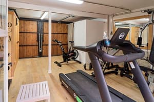 thumbnail: Gym
