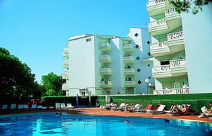 thumbnail: Outdoor pool