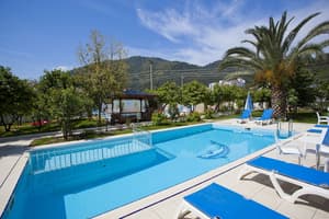 thumbnail: Outdoor pool